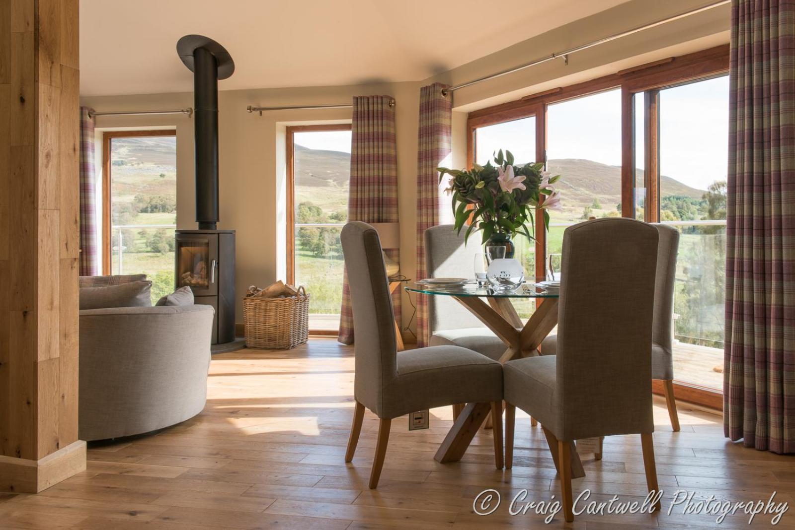Dalnoid Cottages & Treehouses Nr Glenshee מראה חיצוני תמונה