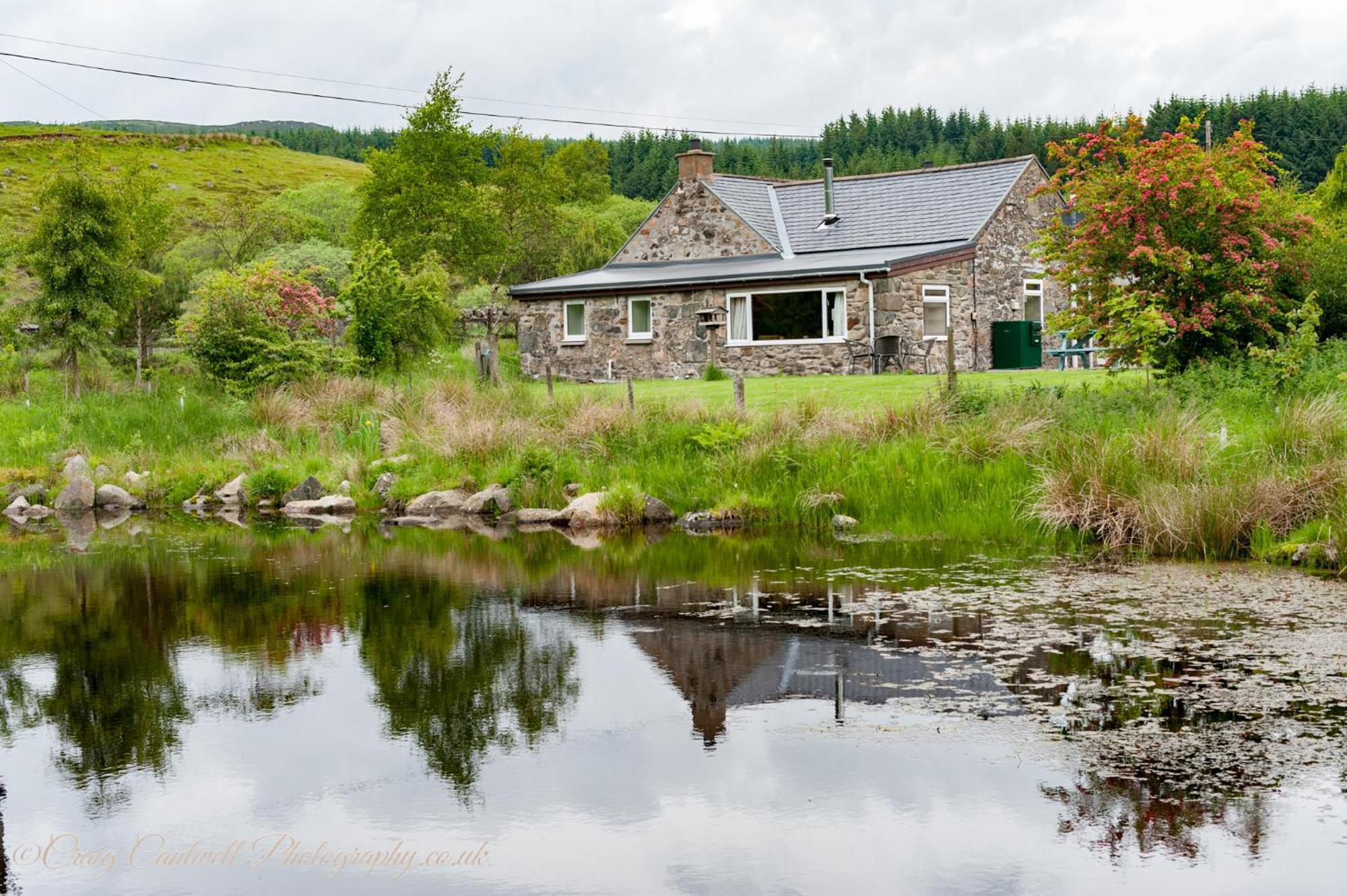 Dalnoid Cottages & Treehouses Nr Glenshee מראה חיצוני תמונה
